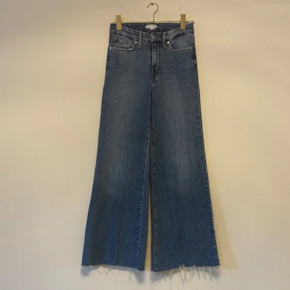 GOOD AMERICAN WIDE LEG FRAY BOTTOM JEANS- size 24 - Picture 1 of 8